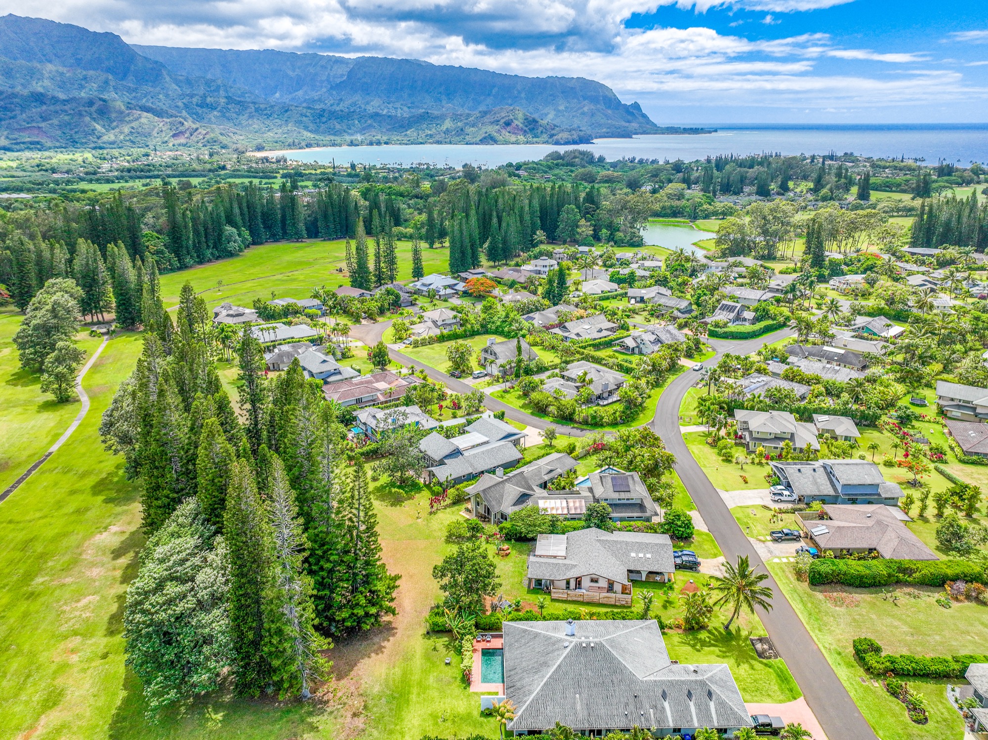 Luxury Kauai hotels alternative in Princeville Hawaii with ocean views and Hanalei Bay